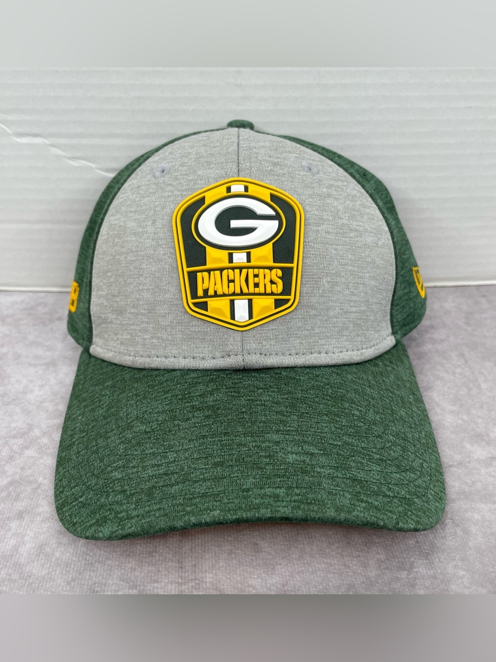 Green Bay Packers Fitted Hat Cap M/L Green Gray New Era NFL 39Thirty Stretch